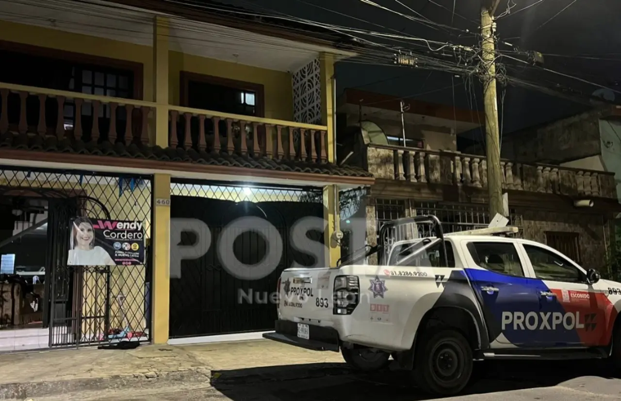 Domicilio donde la policía de Escobedo Proxpol, encontró a 40 personas, entre adultos y menores. Foto: Raymundo Elizalde.