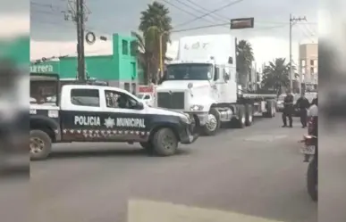 Detienen a trailero a balazos en Tultepec (VIDEO)