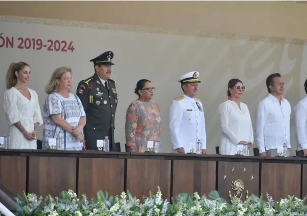 Heroica Escuela Naval Militar gradúa a 166 Guardiamarinas en Veracruz