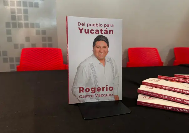 Presenta Rogerio Castro su libro “Del pueblo para Yucatán”