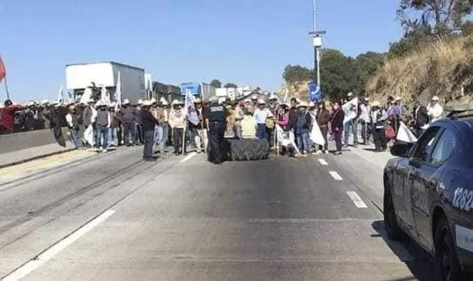 Bloqueo en la autopista Arco Norte cumple 47 horas