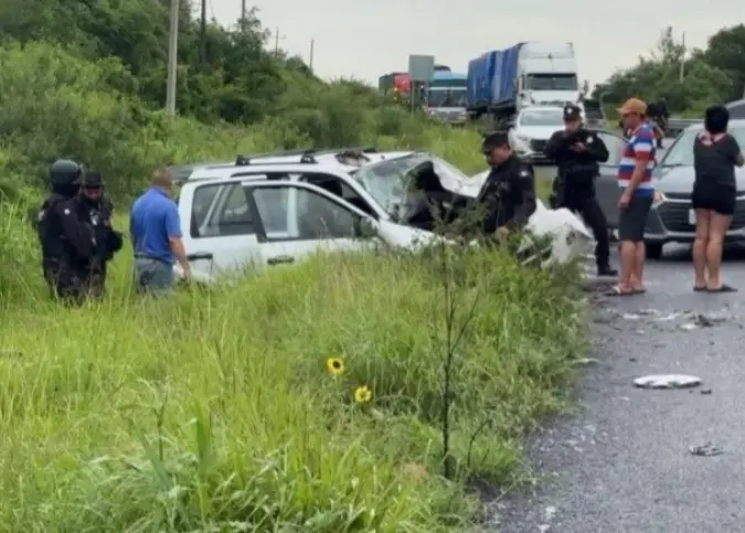 Choque deja cuatro muertos en Linares