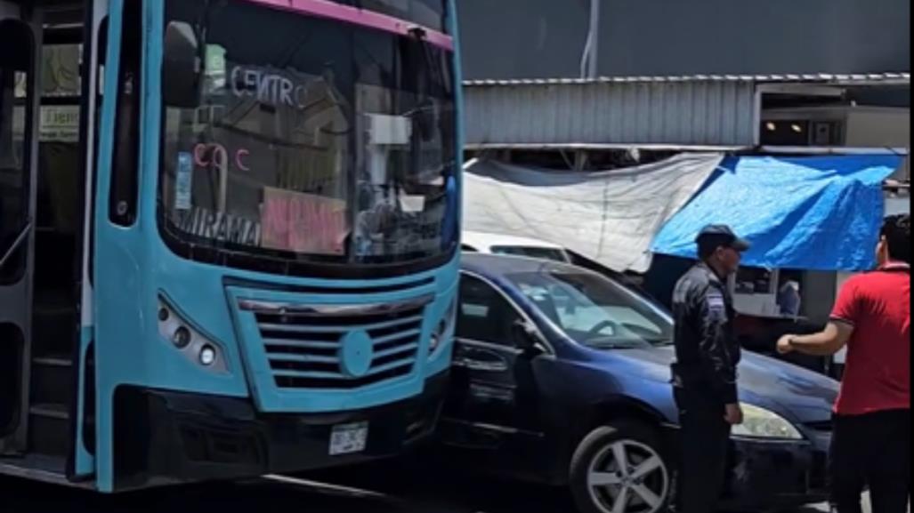 Otro accidente que involucra un autobús urbano en La Paz