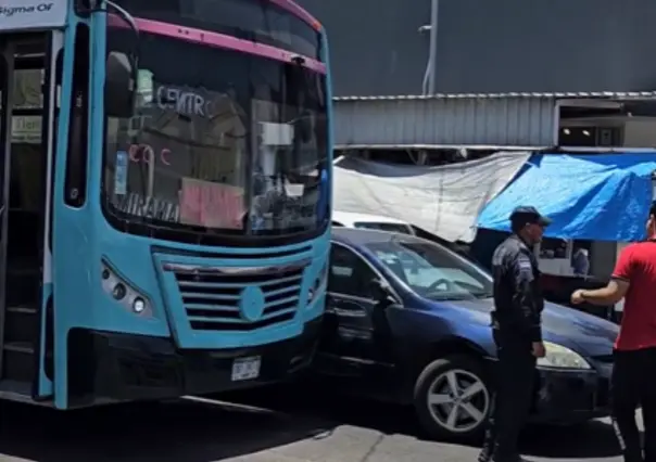 Otro accidente que involucra un autobús urbano en La Paz