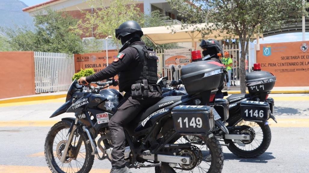 Refuerzan seguridad en planteles educativos de Santa Catarina