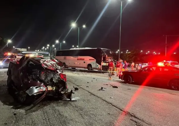 Trágico accidente carretero en Altamira arroja como saldo un muerto y 50 heridos