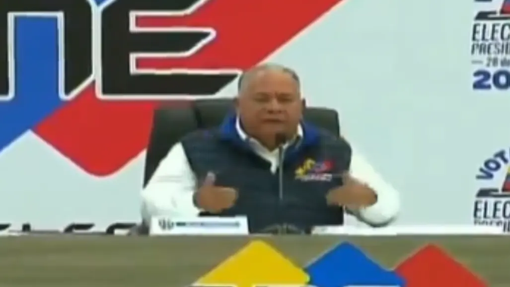 Discurso del Presidente del CNE, Elvis Amoroso, genera tensión