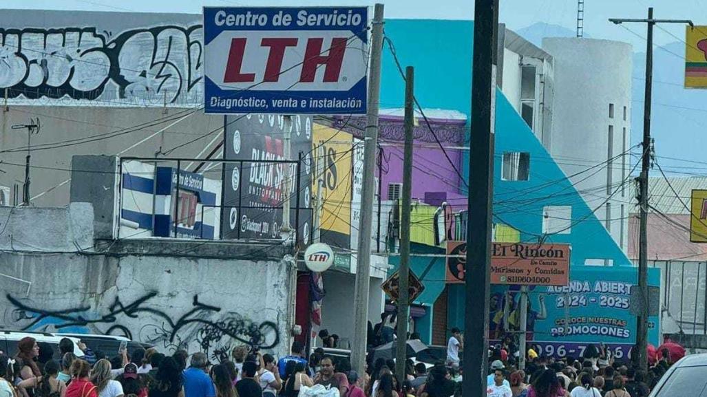 Inauguración de salón infantil provoca caos vial y largas filas en San Nicolás