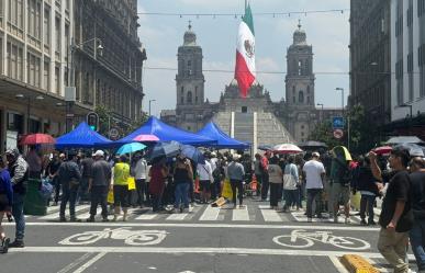 Comerciantes de Plaza Izazaga 89 exigen reapertura