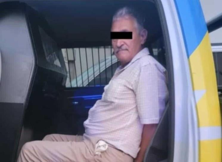 Arrestan a hombre por acosar a menor en Monterrey