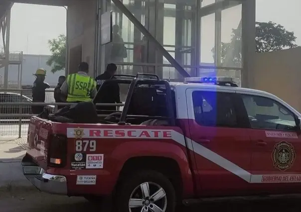 Quedan atrapadas en el elevador del puente de Tixcacal