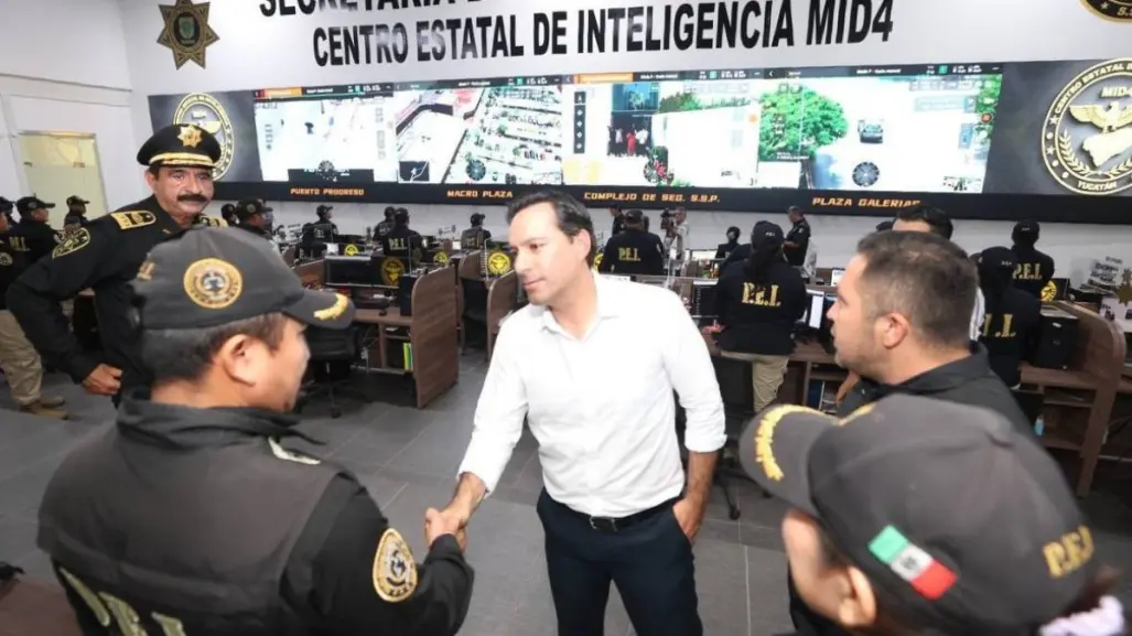 Anuncian aumento del 10 % salarial para policías de Yucatán