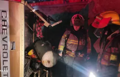 Cae camioneta al río Santa Catarina en Monterrey