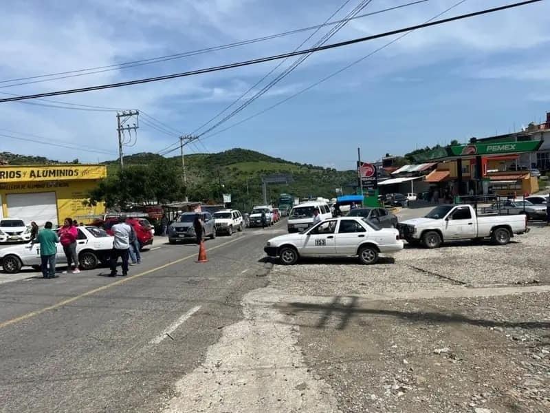 Enfrentamientos orillan a toque de queda en comunidades de Guerrero