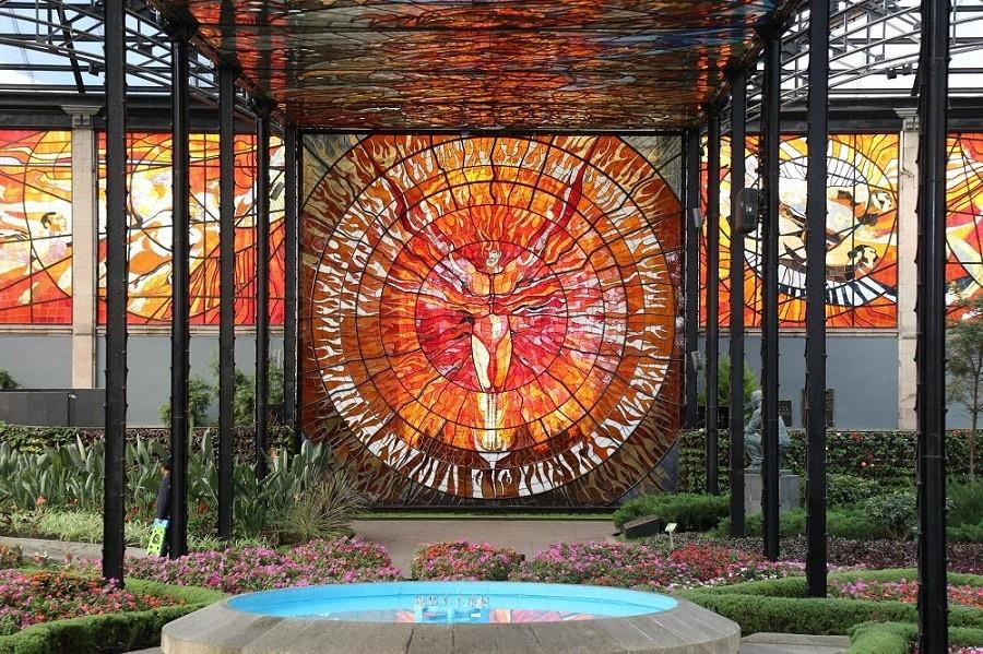 El Cosmovitral de Toluca es el segundo vitral más grande del mundo. Imagen: Sectur.