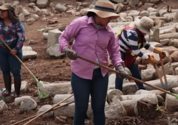 Mujeres mayas de Santa Elena participan en proyectos arqueológicos en Uxmal