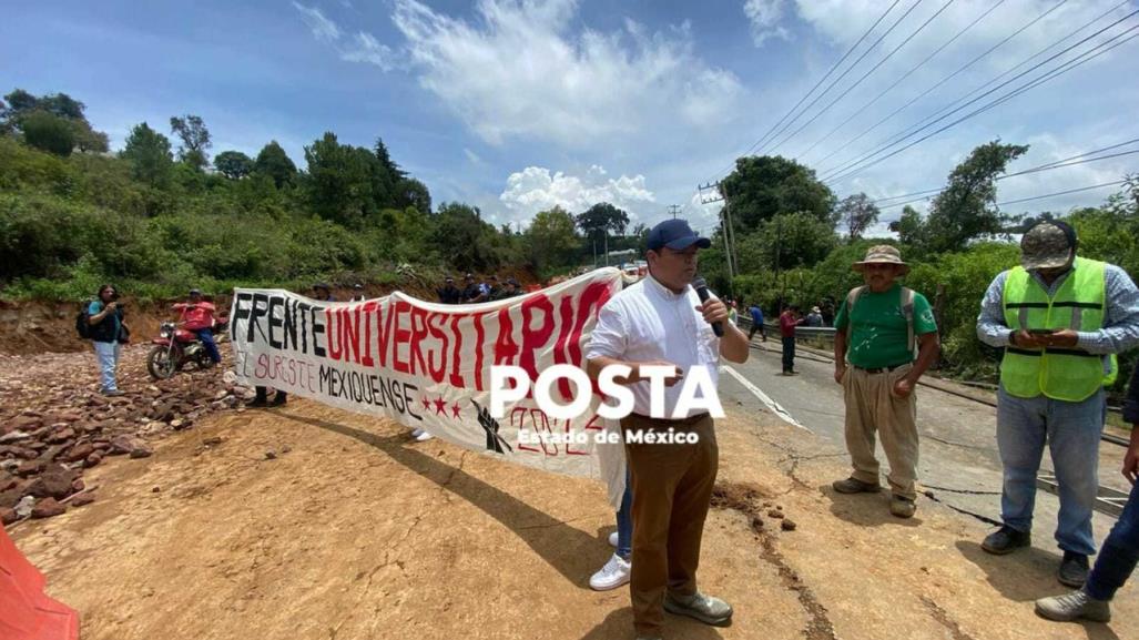 Protestan estudiantes; exigen reparar carretera Tenango-Tenancingo (VIDEO)