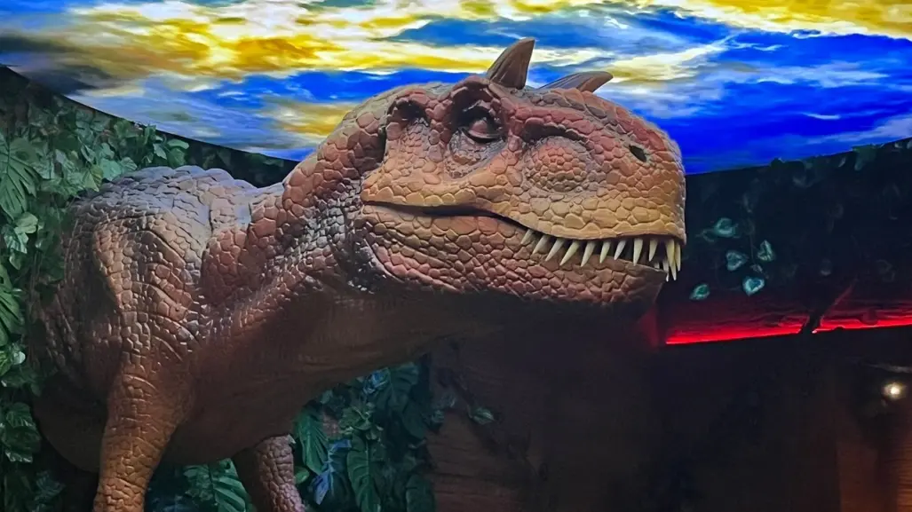 ¿Cenarías con un T-Rex? Abre el restaurante temático Jurassic Food en Saltillo