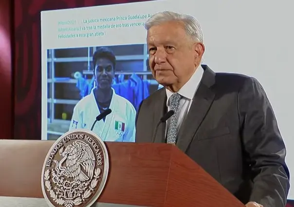 Vienen más medallas: AMLO celebra a Prisca Awiti