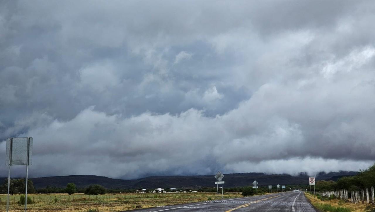 Una mañana nublada en la ciudad de Durango. Foto: Luis Lozano.