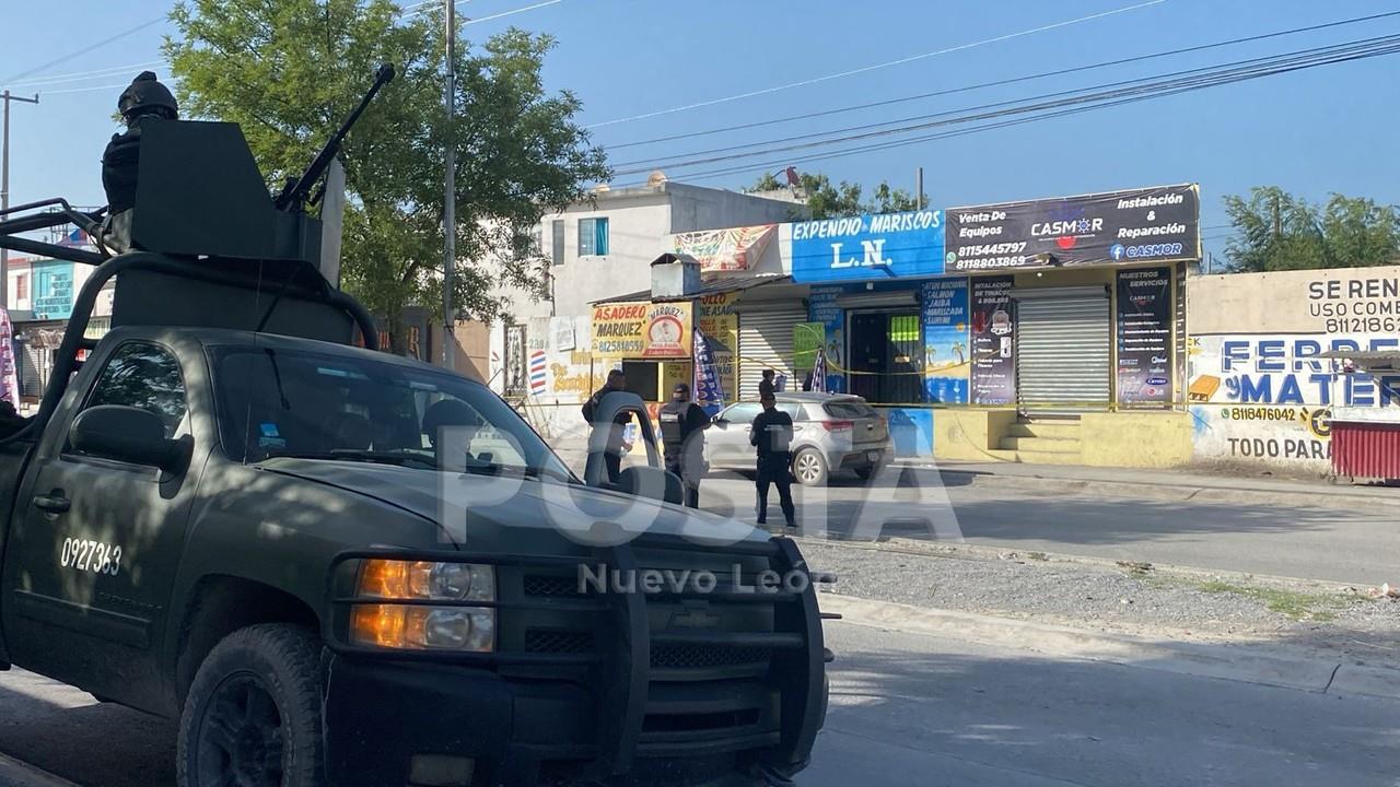 Presuntamente, son desconocidos armados quienes llegan al sitio y llegan disparando contra sus objetivos.. Foto. Raymundo Elizalde.