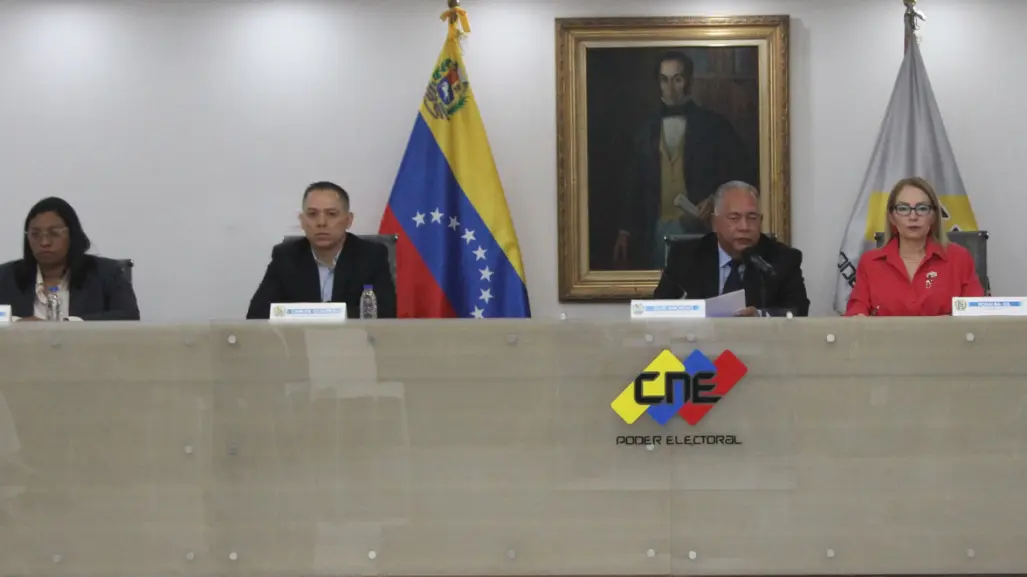 CNE ratifica reelección de Maduro; González Urrutia cuestiona resultados