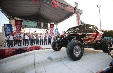 Rally Coahuila 1000: Dan banderazo de salida en Torreón a pilotos