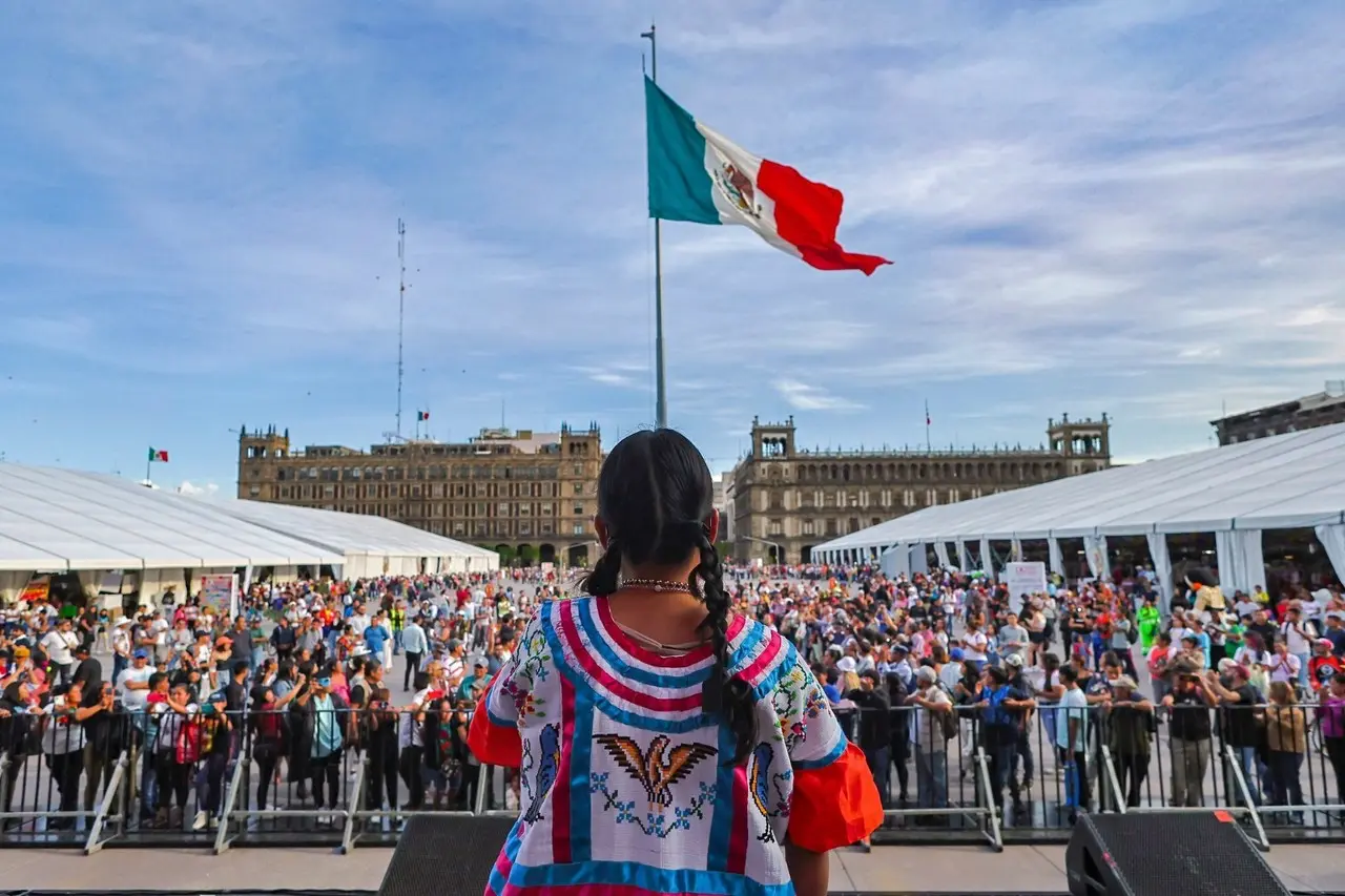 Distintas personas asisten a esta fiesta. Foto: @martibatres