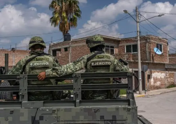 A prisión hombre que intentó huir con drogas y armas de militares en Durango