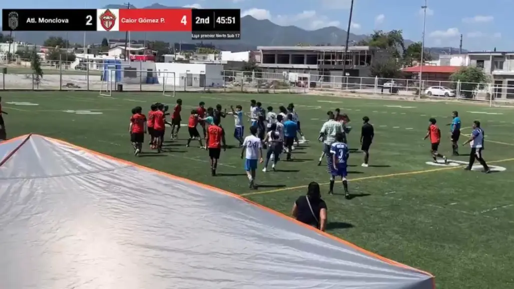 VIDEO: Batalla campal entre equipo de futbol duranguense y coahuilense