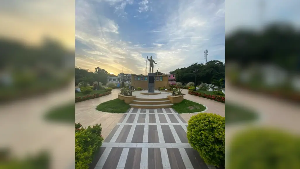 Conoce la rotonda con forma de guitarra en honor a Cuco Sánchez en Tamaulipas