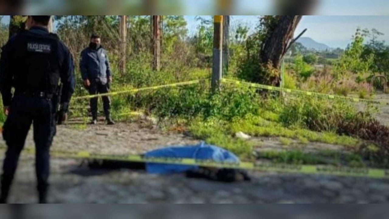 El hombre asesinado no fue identificado en el lugar de los hechos. Foto: Especial