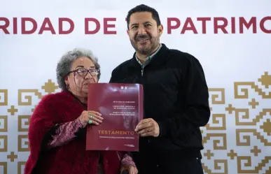 ¡Completamente gratis! Martí Batres entrega más de 3 mil testamentos en CDMX