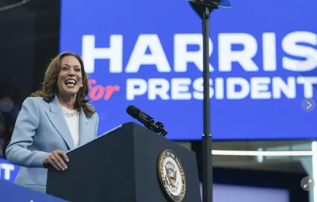 La cuenta de TikTok de Kamala Harris ha sido un éxito rotundo, generando un gran apoyo y participación por parte de los usuarios. Foto.AP