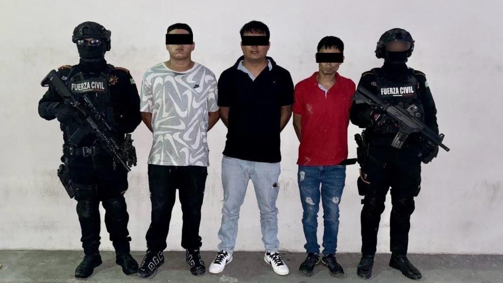 Fuerza Civil detiene a tres con armas y drogas en El Carmen