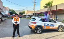 Incendio consume locales del Mercado de las Flores en Torreón