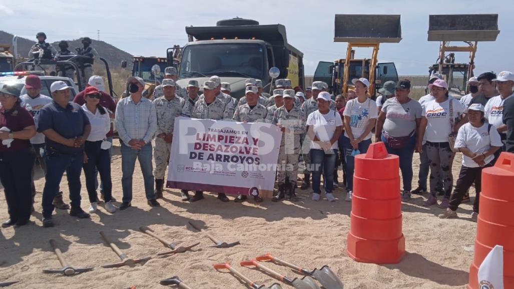 Inician trabajos de limpieza y desazolve de arroyos en Los Cabos