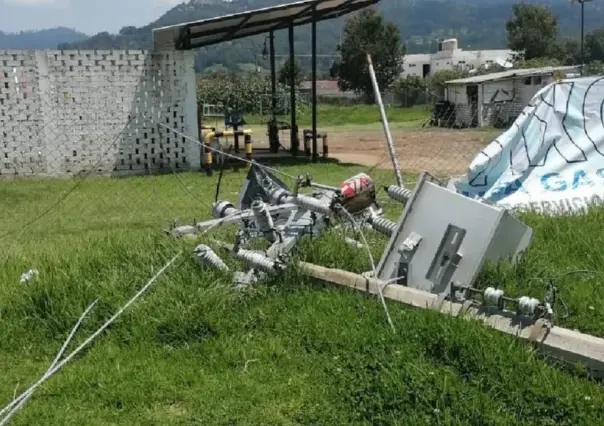 Lluvia y viento dejan sin luz varias comunidades al sur de Edomex