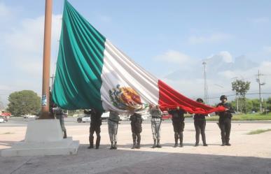 Guardia Nacional se acerca a la comunidad de García