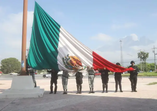 Guardia Nacional se acerca a la comunidad de García