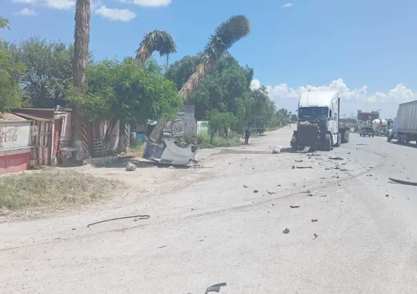 Circulación cerrada en carretera federal 101 por accidente vial