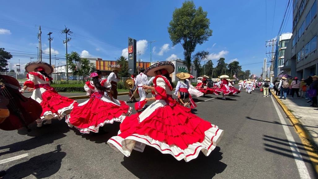 ¡Con todo! Arranca Danzatlán 2024 con colorida caravana en Toluca