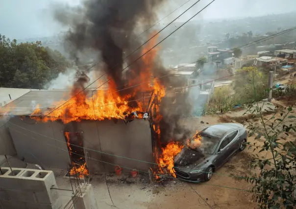 Tesla conectado con diablitos provoca incendio