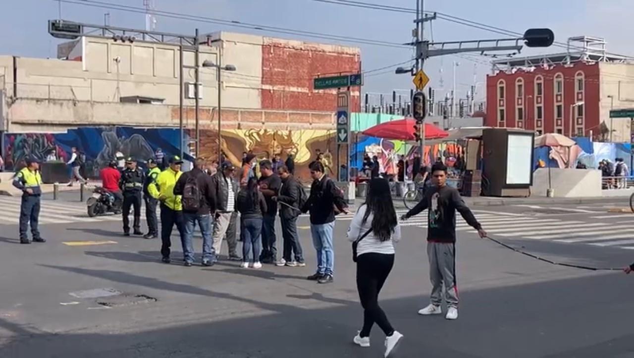 Protesta en Eje Central Lázaro Cárdenas. Foto: Ramón Ramírez