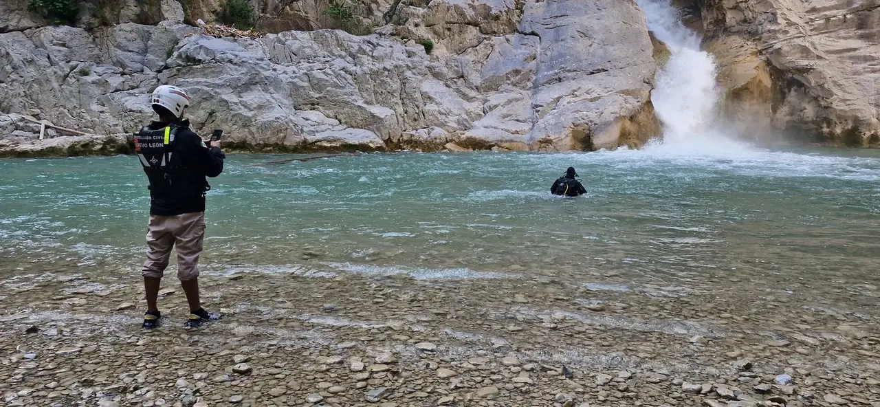 Encuentran cuerpo sin vida en cascada El Salto en Santiago