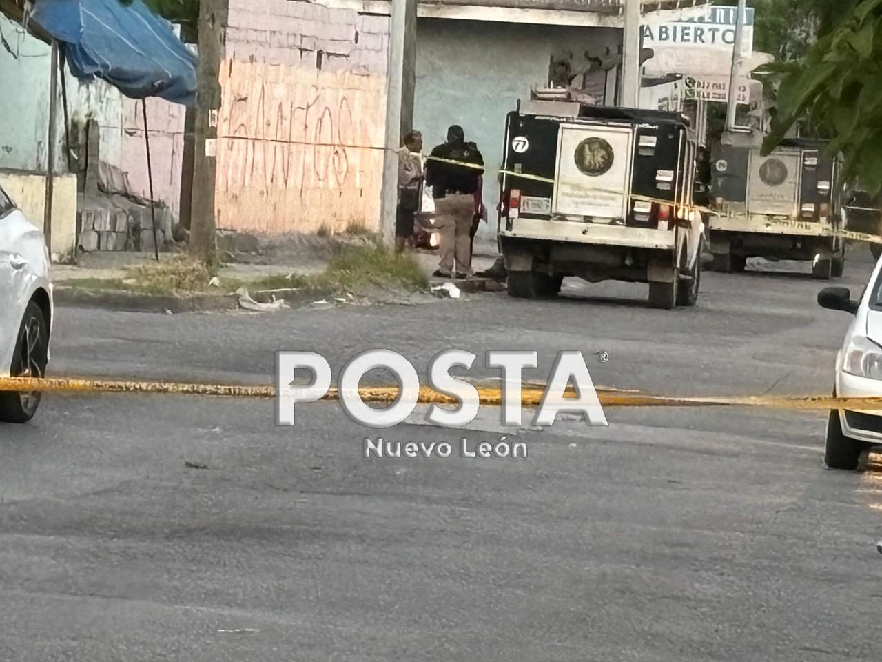 Elementos ministeriales llevando a cabo diligencias para esclarecer el crimen en contra de Aranza Castillo. Foto: Raymundo Elizalde.