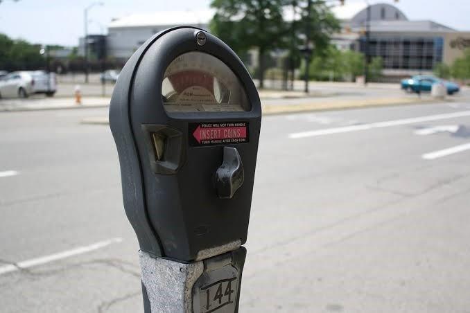 Ya es agosto y aún no se sabe que pasará con los parquímetros