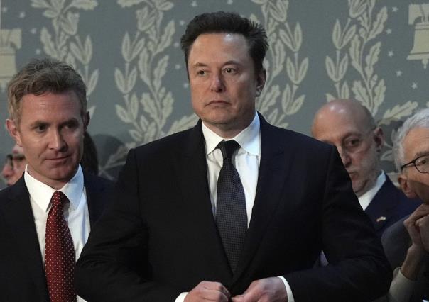 ¿Le ruge la tripa? Elon Musk demanda a anunciantes de X