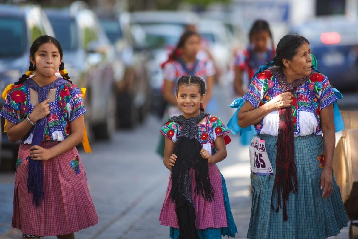 Mujeres compitiendo en la Carrera de la Tortilla Foto: Sheila Gutiérrez