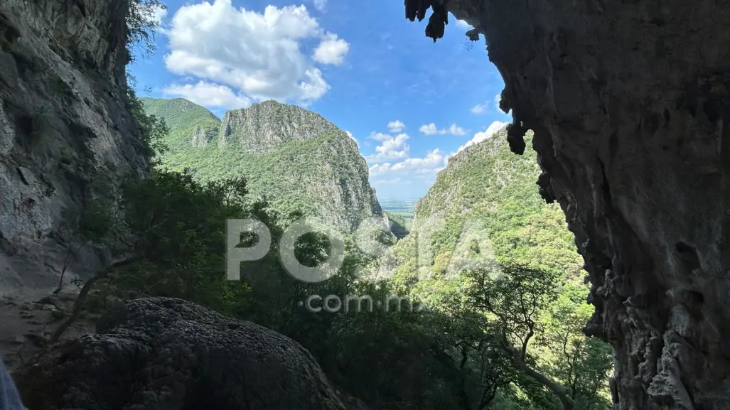 Descubre el Cerro Agujerado en Juárez, Nuevo León